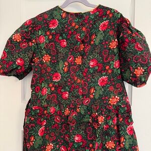 Vintage 90’s kids girls dress: green and red roses.